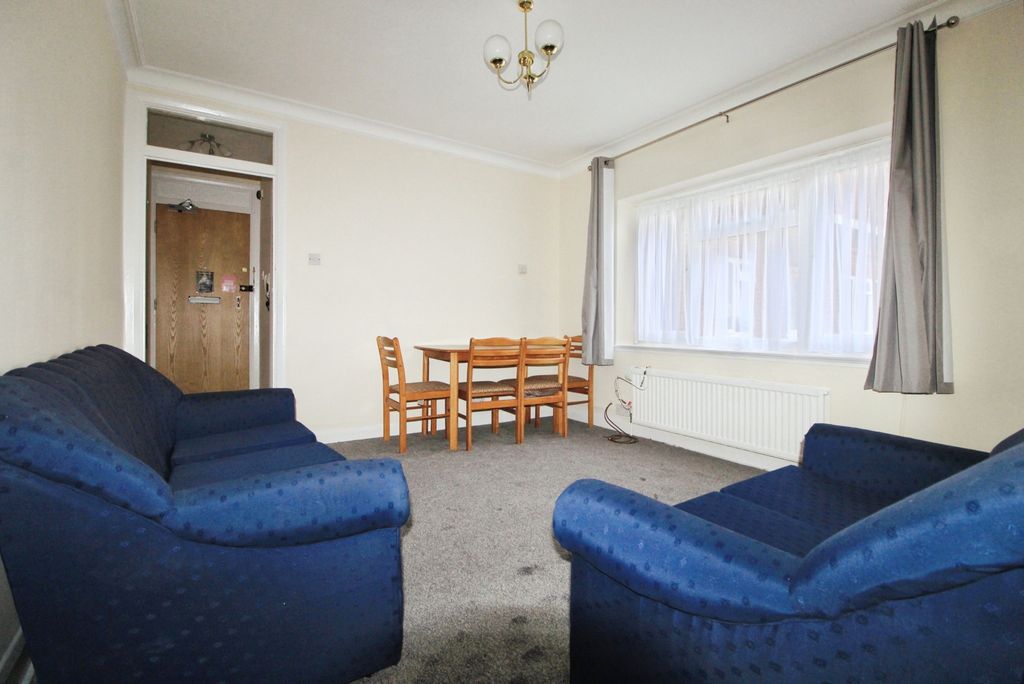 Property photo 3 of 10 Gallery