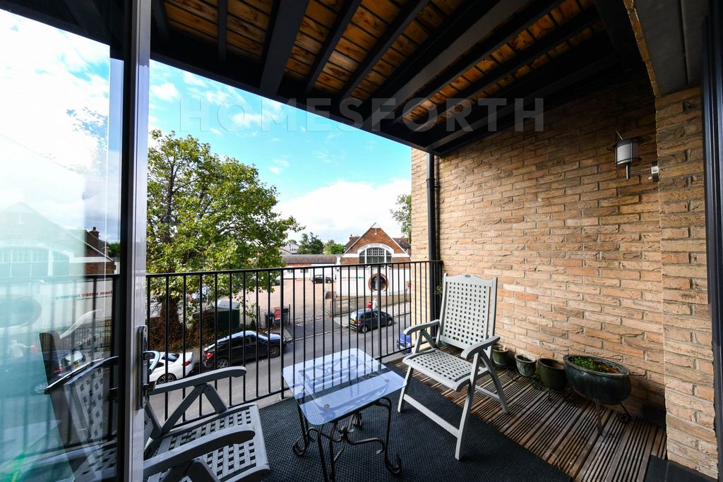 Property photo 2 of 18 Photo 5