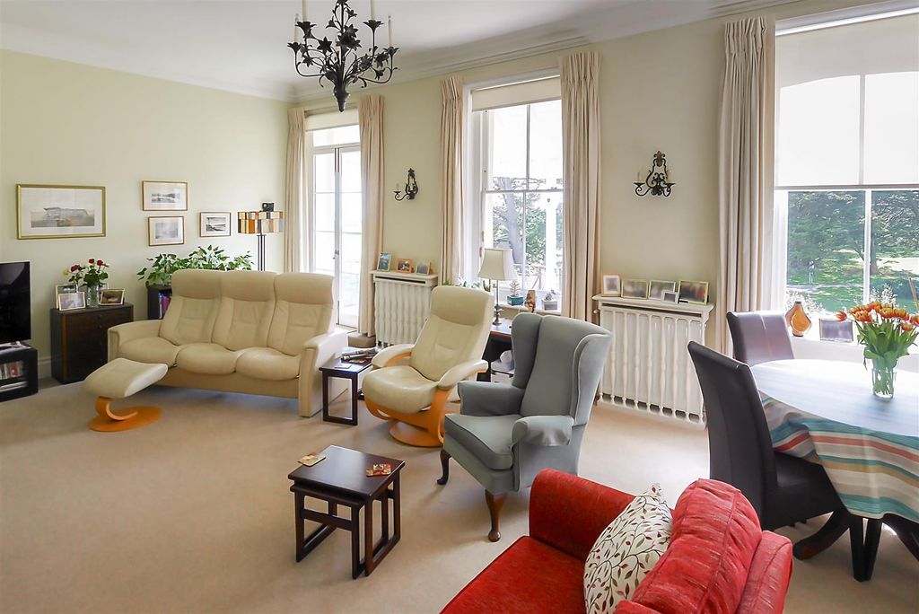 Property photo 3 of 19 P1090800.Jpg