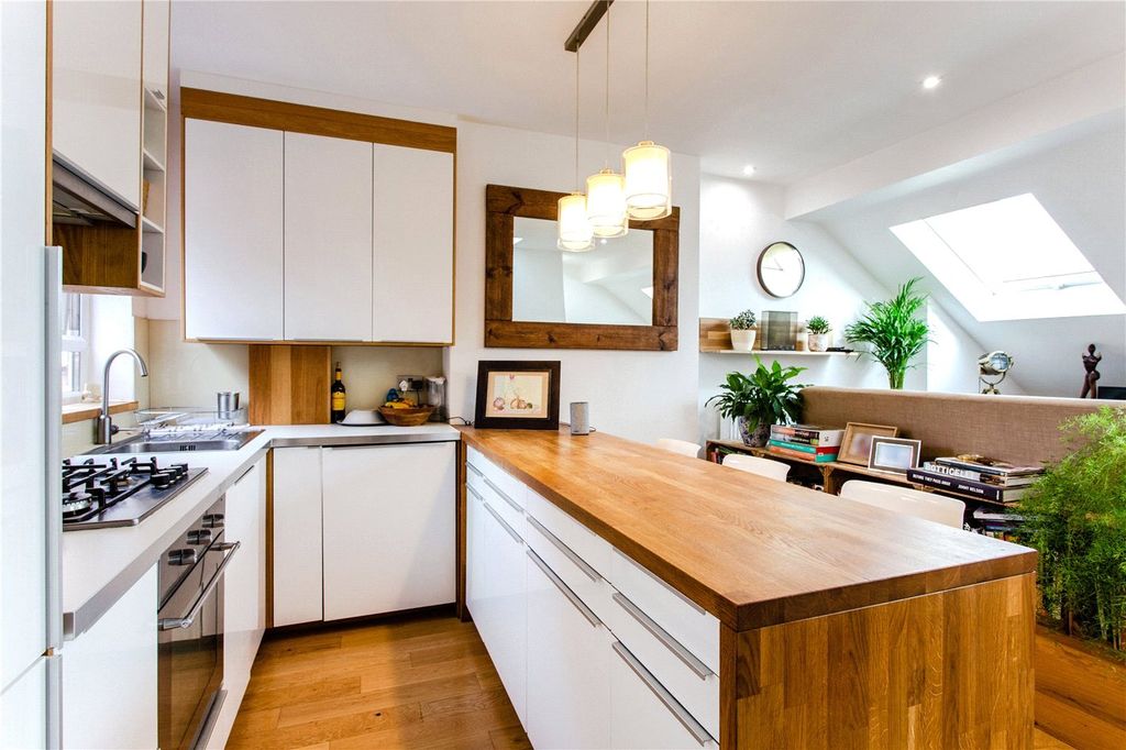 Property photo 2 of 13 Picture No. 01