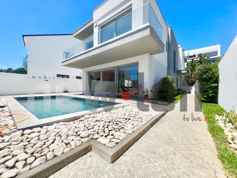 Property photo 1 of 66