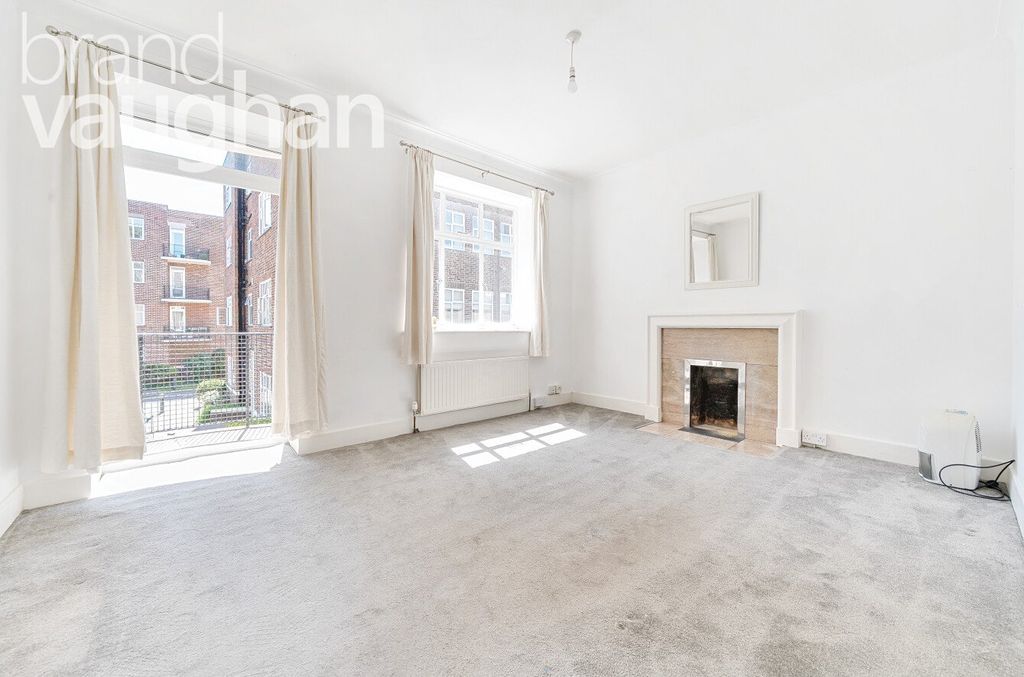 Property photo 2 of 12 Picture No. 14