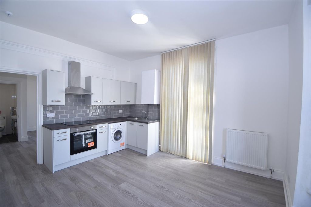 Property photo 3 of 6 Dsc_0003.Jpg