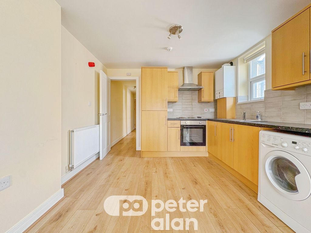 Property photo 2 of 13 Kitchen