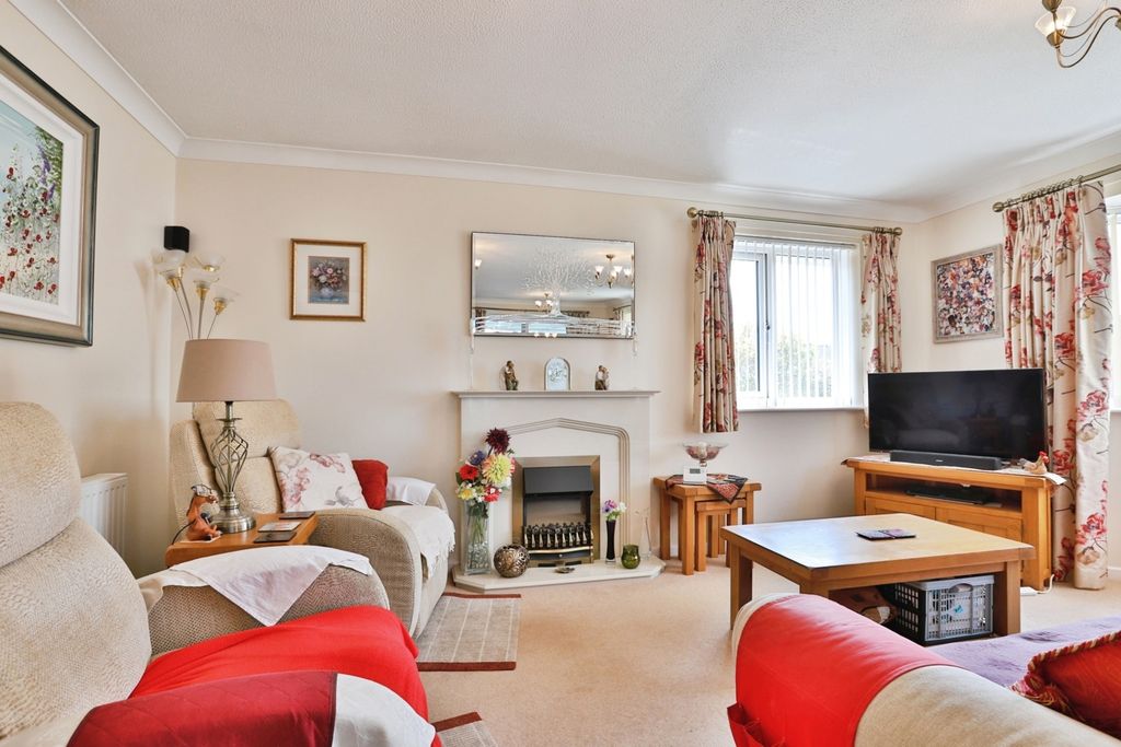 Property photo 2 of 18 Pbox-Img.Jpg
