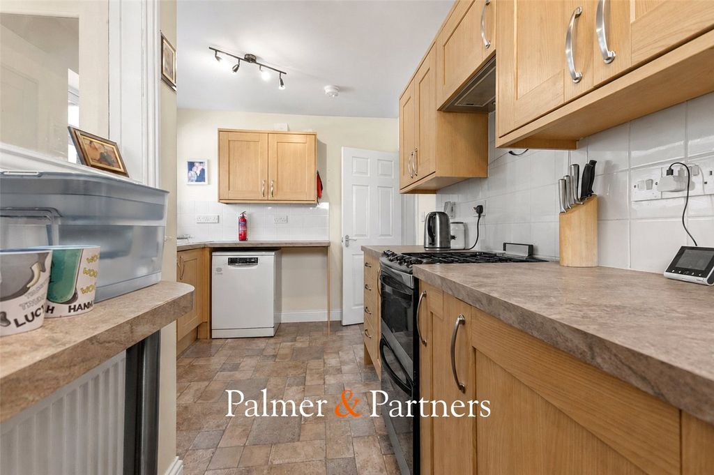 Property photo 3 of 24 Picture No. 07