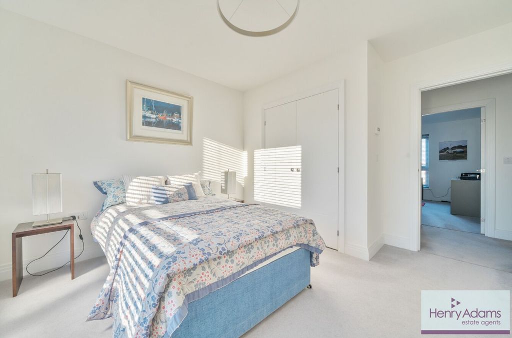 Additional image 12 of 3 bed semi-detached house for saleFrancis Rose Way, Liss GU33
