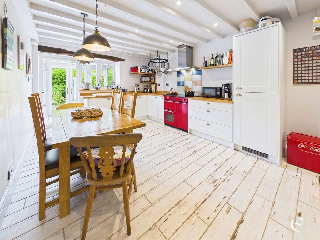 Property photo 3 of 19 Kitchen / Diner