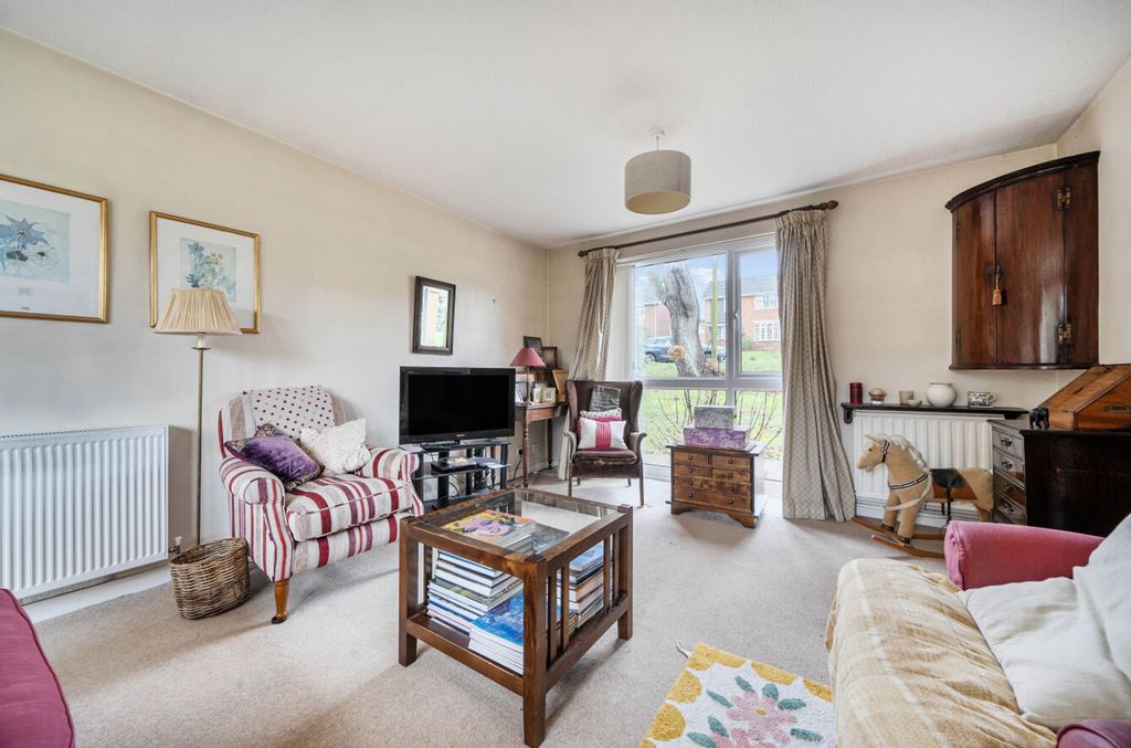 Property photo 2 of 16