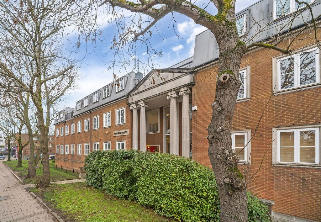 Property photo 1 of 14