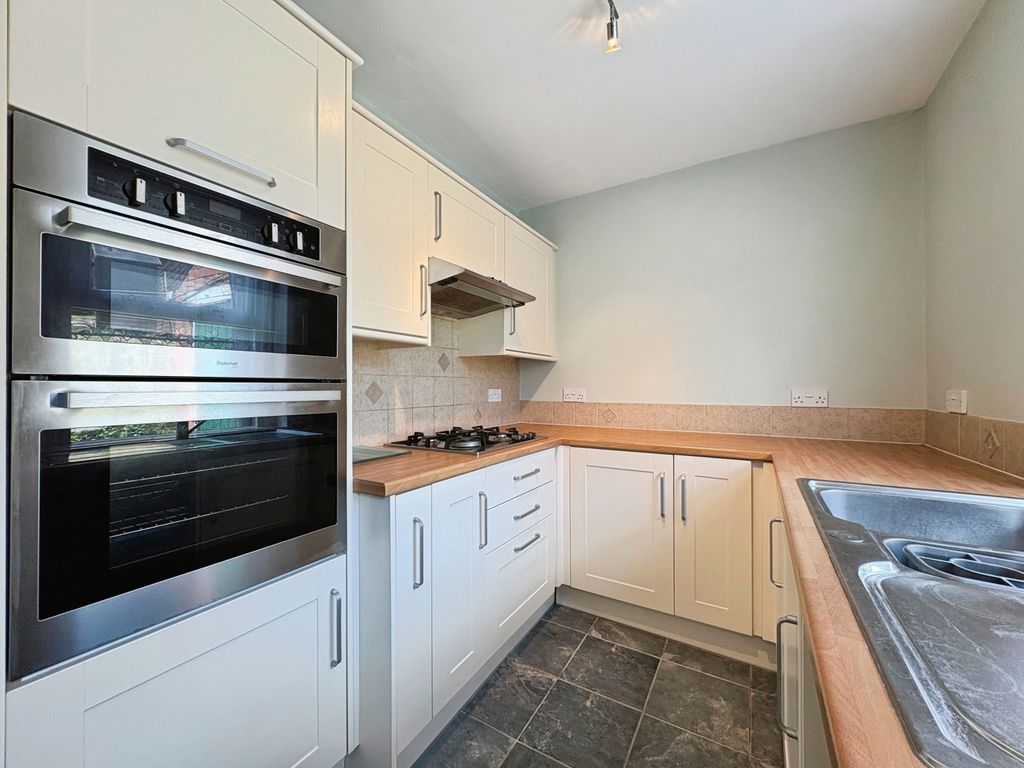 Property photo 3 of 13 F5Dffa90-6
