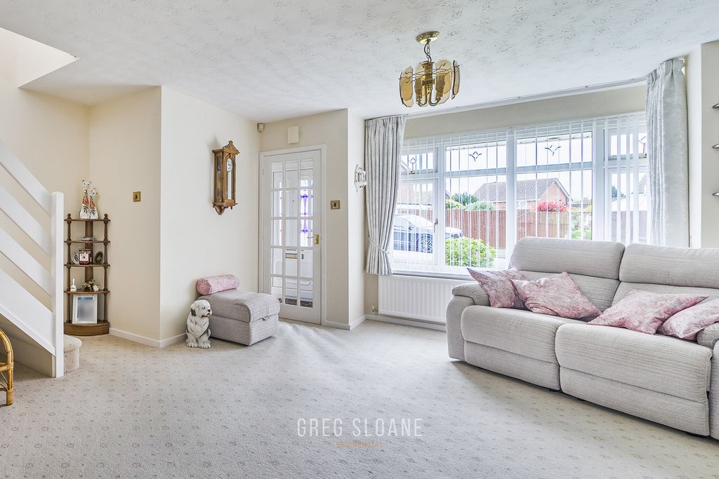 Property photo 2 of 17 1442083-12-69E10761c7c89