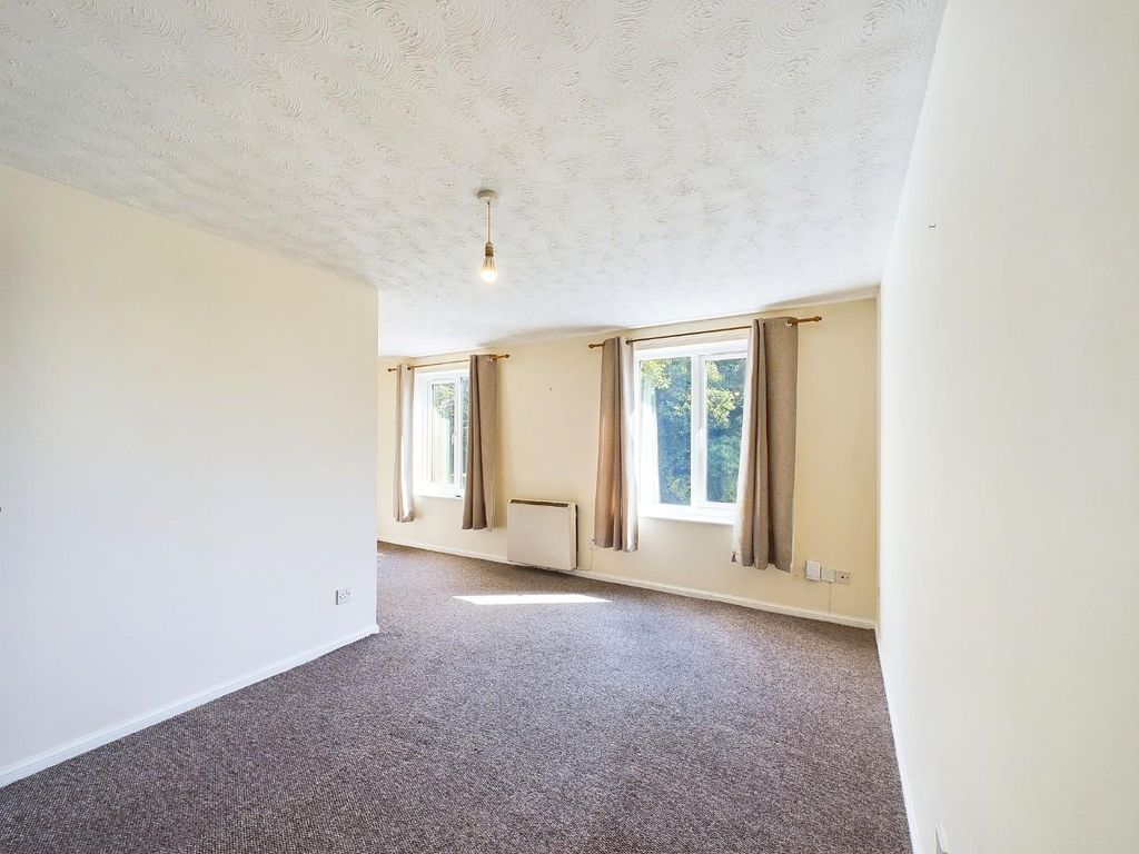 Property photo 3 of 10 Cam04036G0-Pr0014-Still004.Jpg