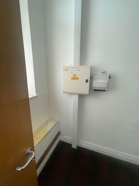 Property photo 2 of 5 Thumbnail_Image_67154945.Jpg