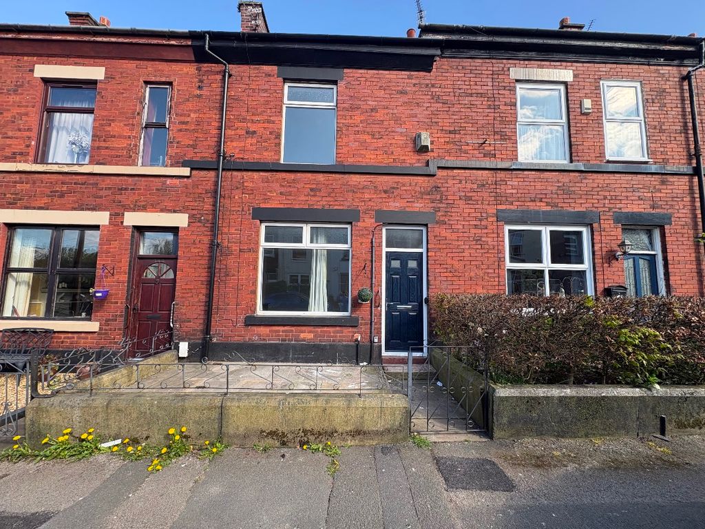 Property photo 1 of 8