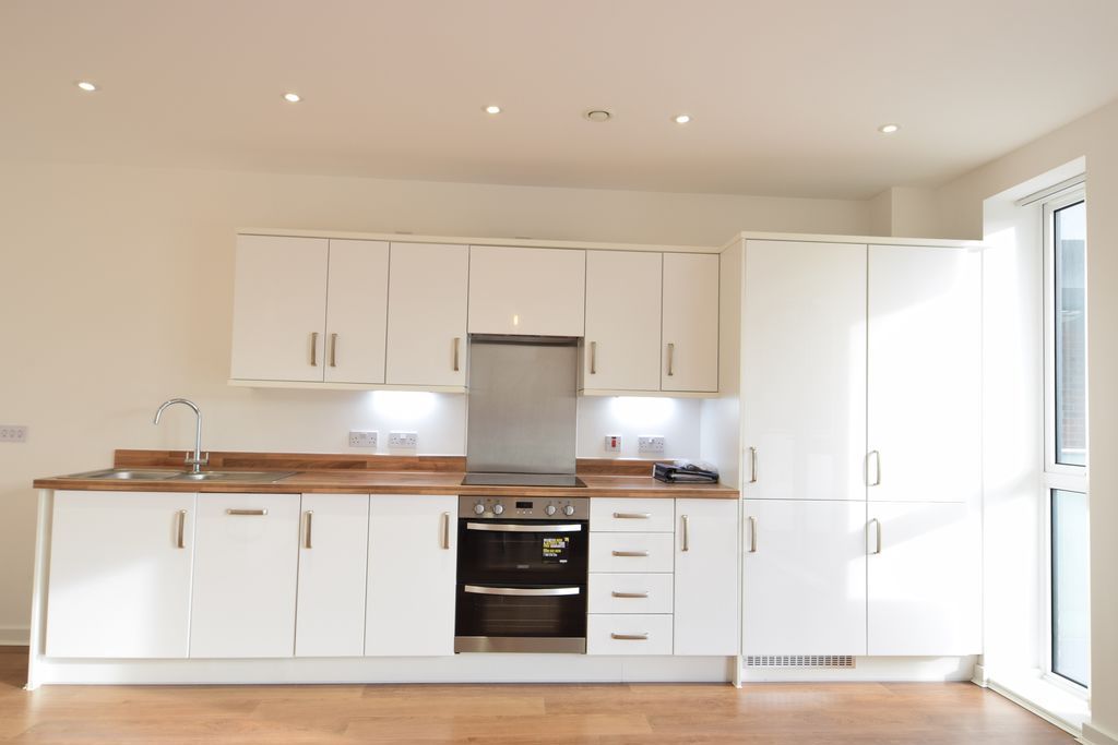 Property photo 3 of 7 Photo 4