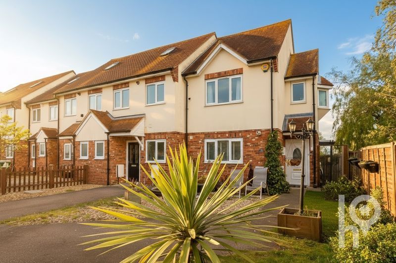 Property photo 1 of 14 Photo 12