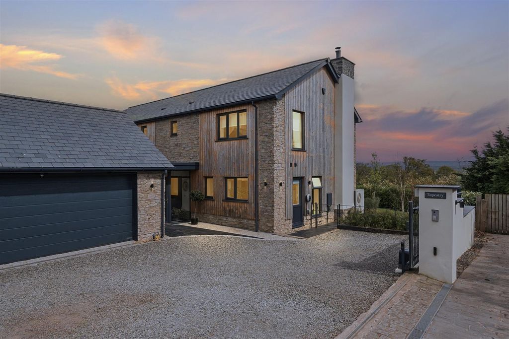 Property photo 1 of 37 1280344-1.Jpg