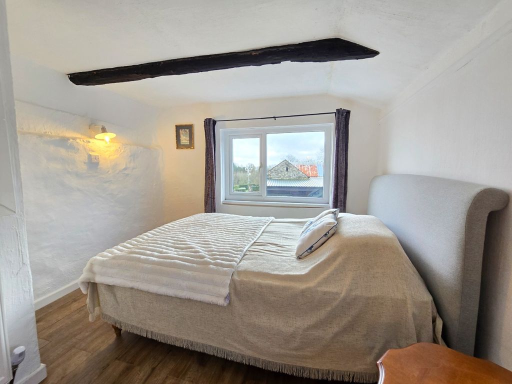 Property photo 3 of 17 4981052