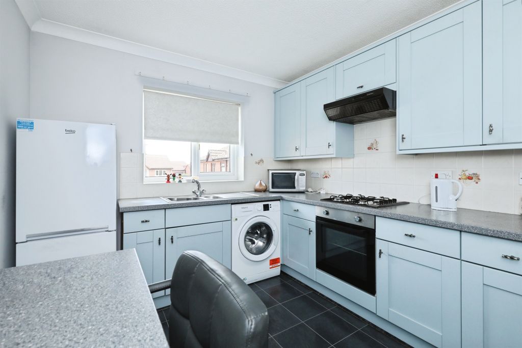 Property photo 3 of 16