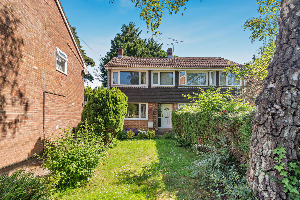Property photo 1 of 11
