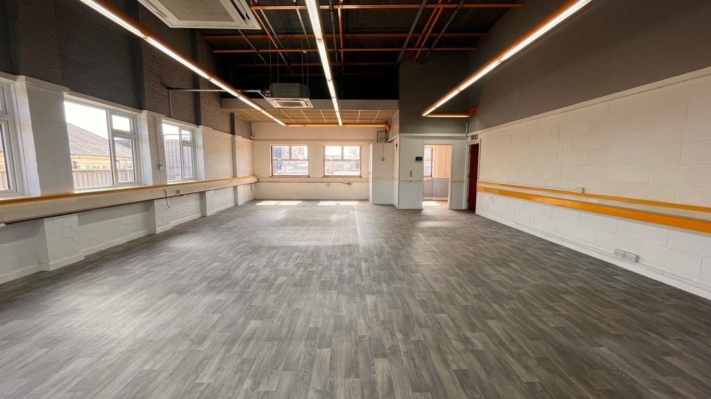 Property photo 2 of 17 Photo 17