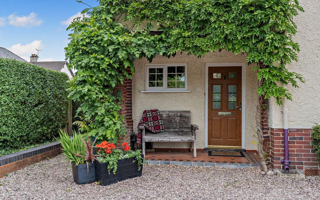 Property photo 2 of 22 Front Door Verandah