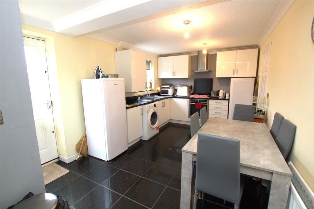 Property photo 2 of 17 Kitchen Diner Reverse .Jpg