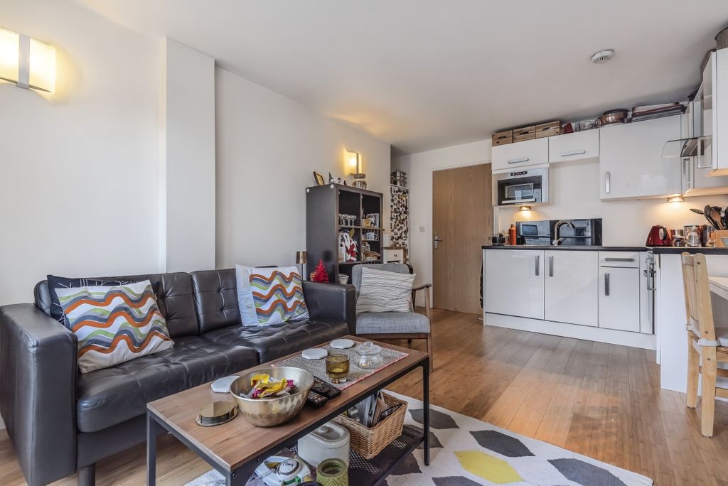 Property photo 2 of 7 413509 (2)