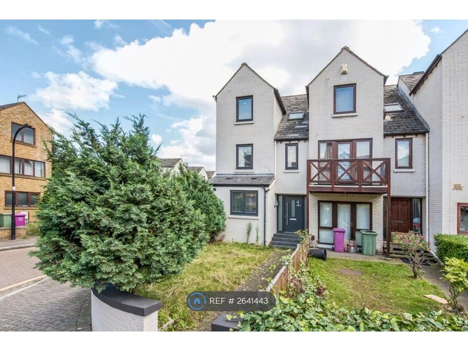 Property photo 2 of 23