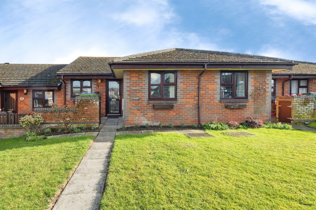 Property photo 1 of 16