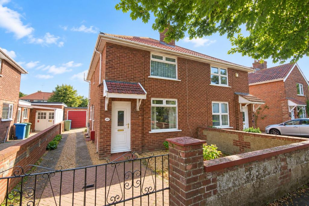 Property photo 1 of 15 A7A86396-Fd2d-4d50-8F61-Bc6E2Ae0d685.Png