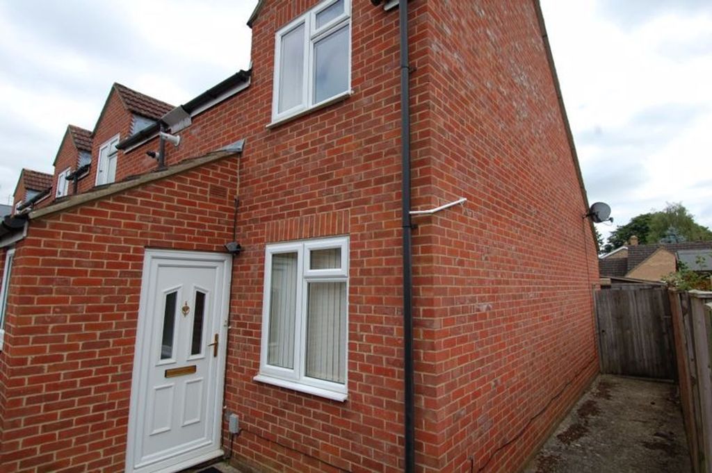 Property photo 1 of 9