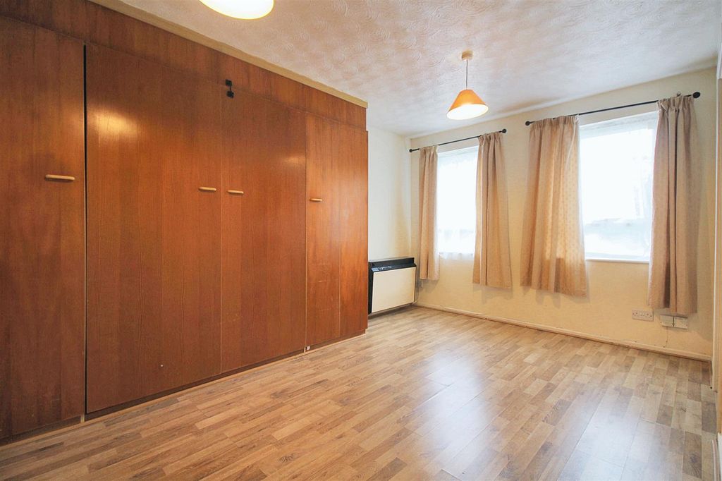 Property photo 3 of 7 4.Jpg