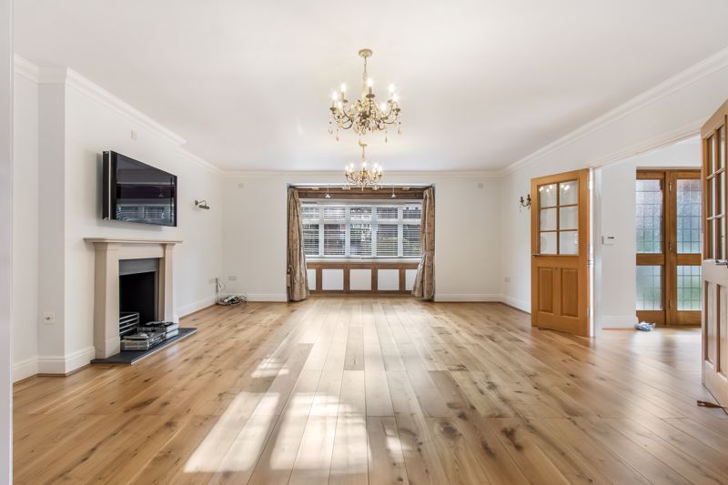 Property photo 3 of 28 Photo 19