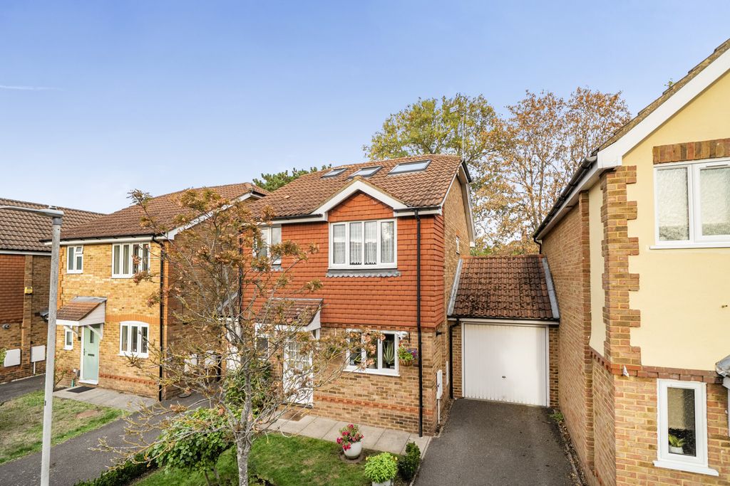 Property photo 1 of 14 1528726.Jpg