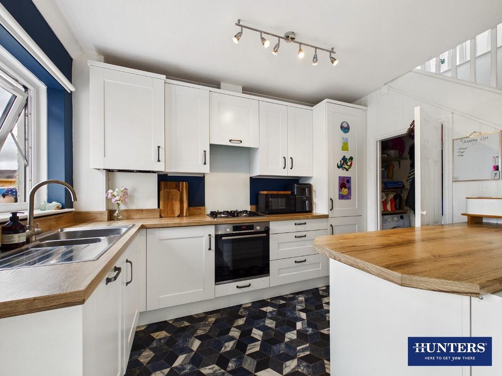 Property photo 2 of 18 Kitchen/ Diner