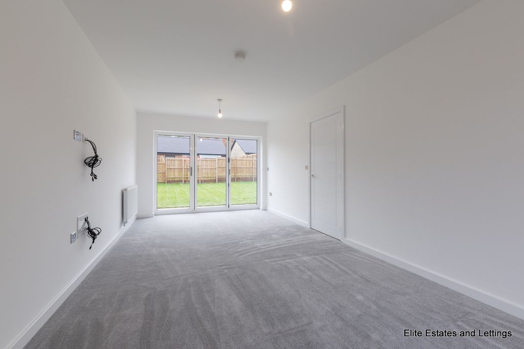 Property photo 3 of 20 03-Living Room 1-2