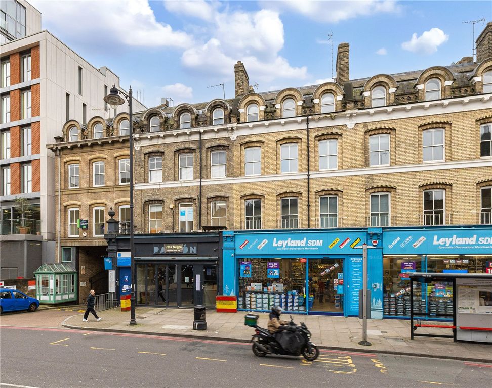 Property photo 1 of 9 Upper Richmond Road