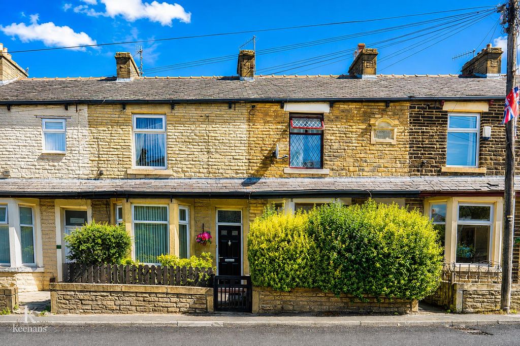 Property photo 1 of 18 Rossendale Road (1).Png