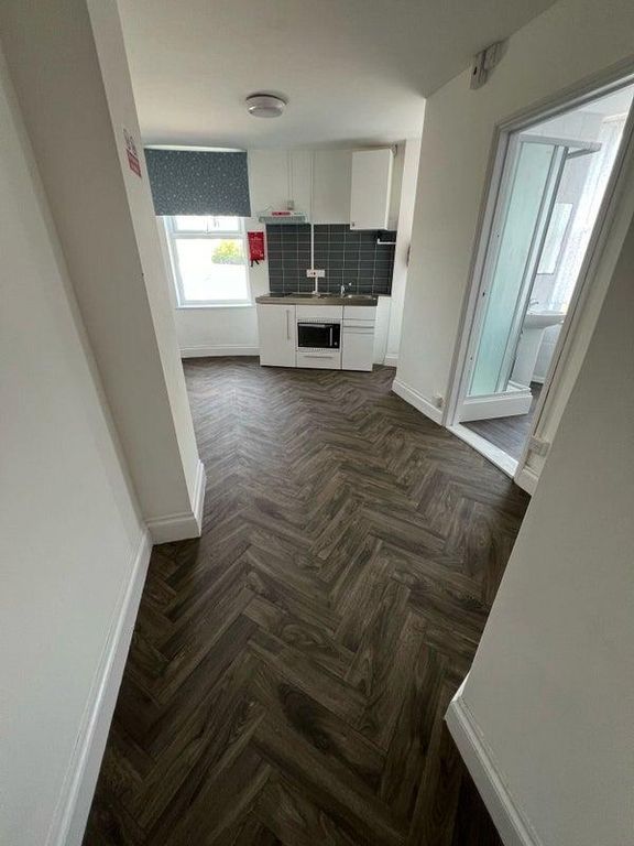 Property photo 3 of 6 95782089.Jpg