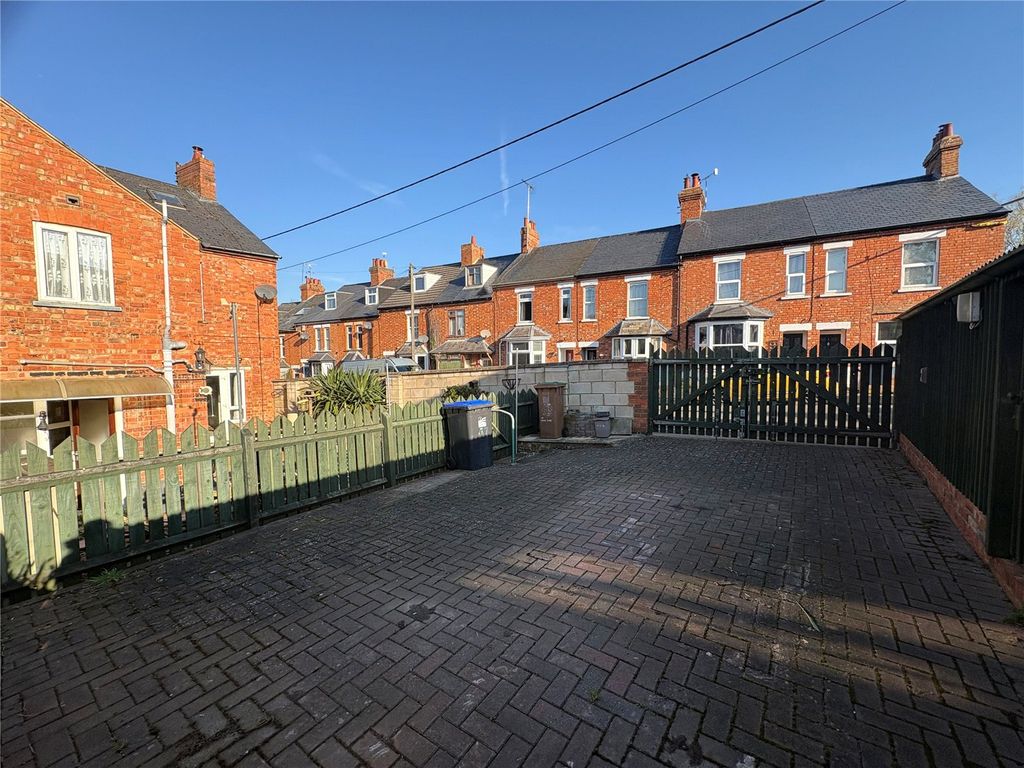 Property photo 2 of 34 Picture No. 53