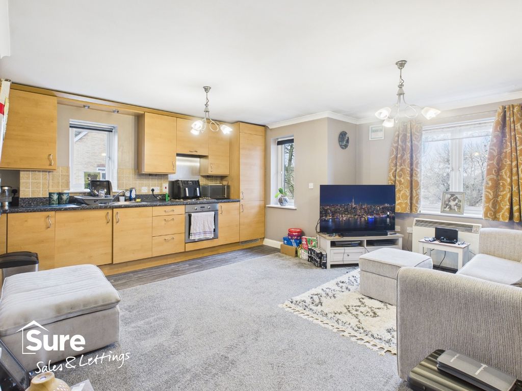 Property photo 1 of 17 4784241