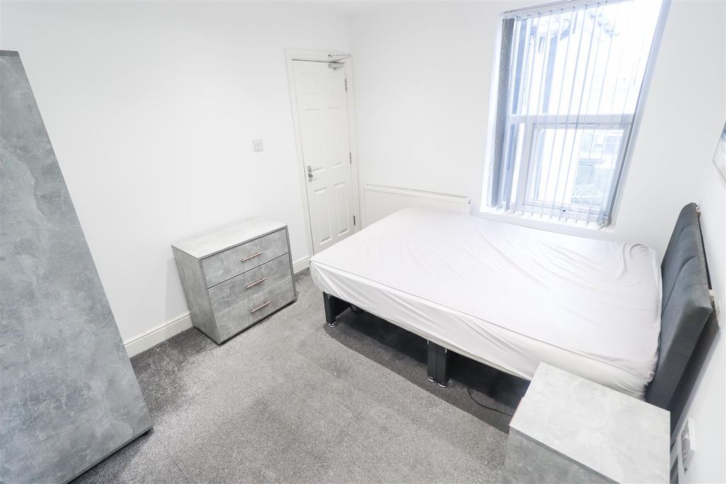 Property photo 2 of 8 Img_7361-2.Jpg