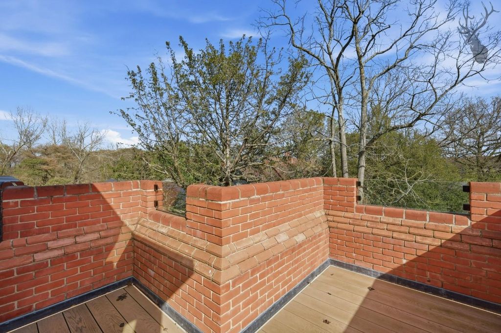 Additional image 25 of 3 bed flat for saleWoodredon Estate, High Beech EN9