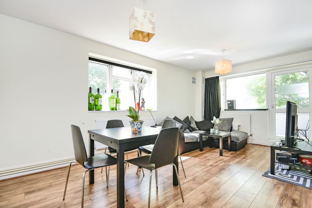 Property photo 1 of 7 315780 (3)