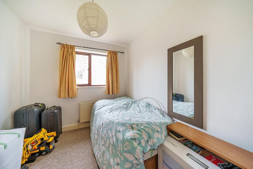 Property photo 3 of 10 Bedroom