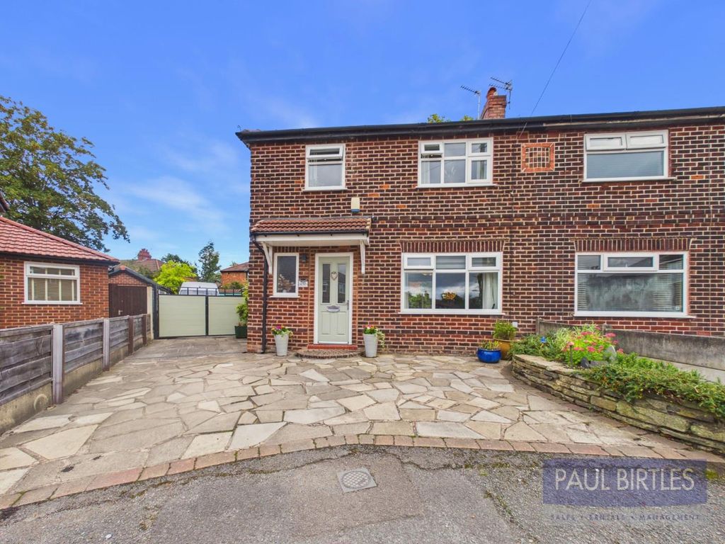 Property photo 1 of 26 Cam01301G0-Pr0813-Still046.Jpg