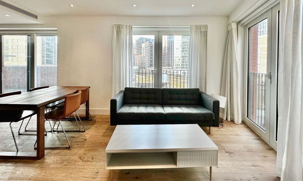 Property photo 3 of 25