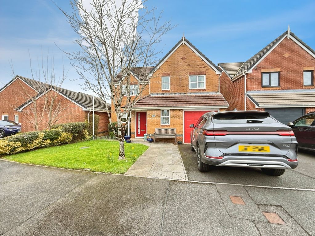 Property photo 2 of 27 4789052